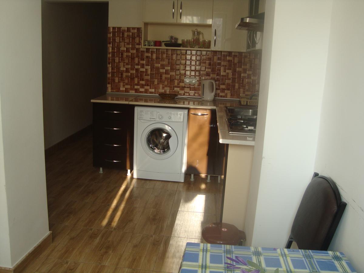 Apartments Azatutyan Avenue 9, Кв 19 Erivan Exterior foto